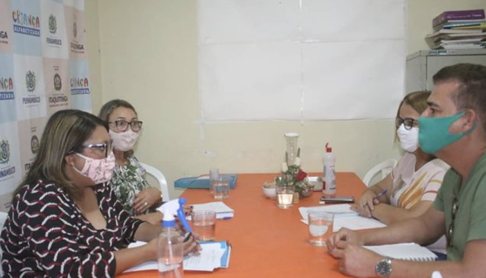 Secretaria de Educação de Itaquitinga realiza reunião entre secretários e gestores