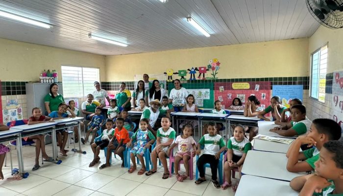 Unidade Básica de Saúde Inês Tereza realiza PSE na Escola Ana Pinto