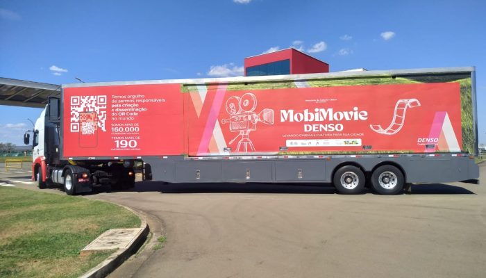 Itaquitinga, em Pernambuco, recebe carreta com cinema gratuito
